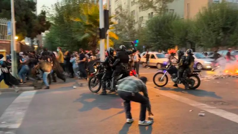 ارتفاع قتلى الاحتجاجات في إيران إلى 185 شخصاً بينهم 19 طفلاً