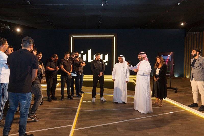 المؤيد يصطحب وزير الاعلام ووزير الشباب والرياضة المالديفي في جولة ببيبان