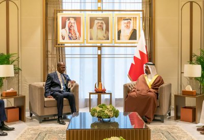 وزير المالية يستقبل سفير أنغولا لدى مملكة البحرين