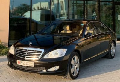 بيع سيارة الأديب والشاعر السعودي غازي القصيبي بمبلغ 4000 دينار