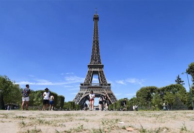 باريس تعلن عدد الفرنسيين المعتقلين في إيران