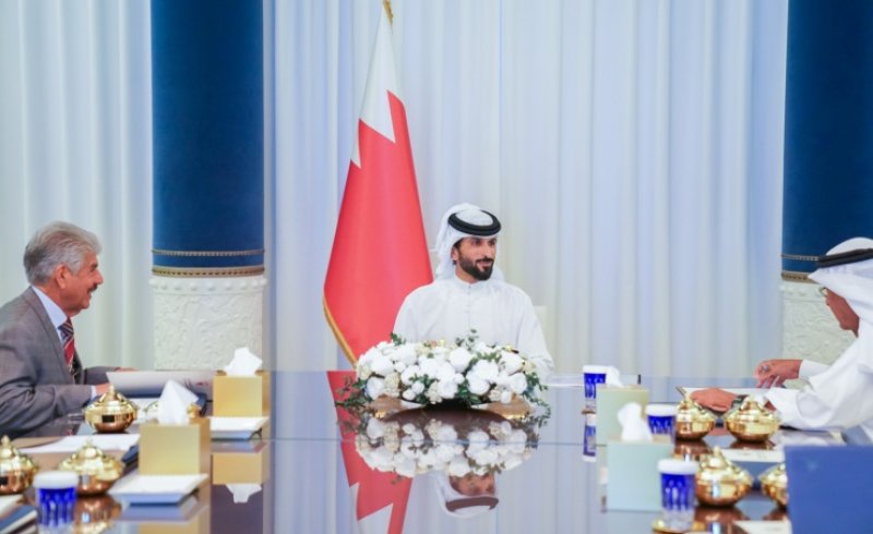 ناصر بن حمد يترأس اجتماع مجلس أمناء المؤسسة الملكية للأعمال الإنسانية