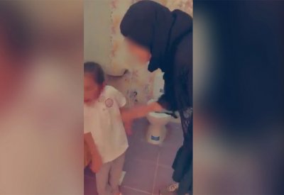 للمعتدية على الطفلة أميرة.. الحبس 3 سنوات والإبعاد نهائيا عن البلاد وسنة للمصوّرة