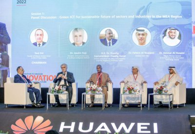 رئيس “الذكاء الاصطناعي” يناقش إمكانات التقنيات التحويلية ودورها بالتنمية المستدامة