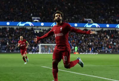 "هاتريك" تاريخي لصلاح في فوز ليفربول على رينجرز