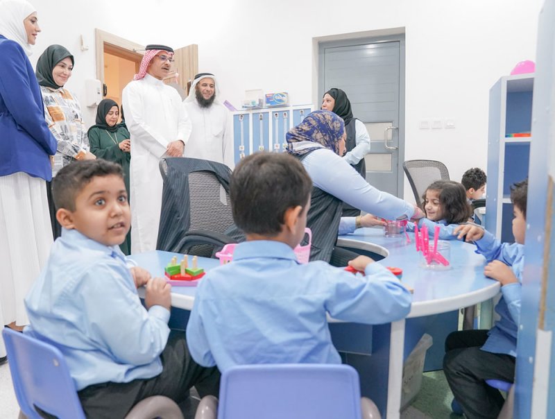 العصفور يؤكد أهمية الشراكة المجتمعية وتضافر الجهود لرعاية وتدريب وحماية وتأهيل ذوي العزيمة