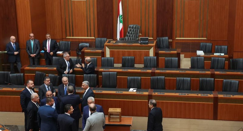 للمرة الثانية.. برلمان لبنان يفشل في انتخاب رئيس للبلاد