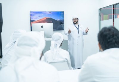 مهارات فن التمثيل والتعليق في "الشارقة السينمائي"