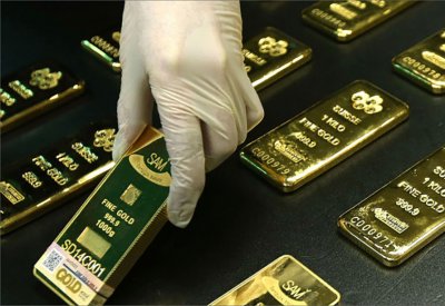 أسعار الذهب ترتفع مدعومة بتراجع الدولار