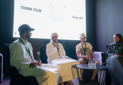 إدارة عملية الإنتاج وإعداد ميزانيات الأفلام في "الشارقة السينمائي"