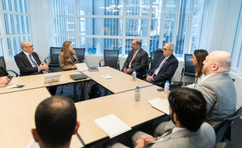 تطوير الخدمات المالية والمصرفية وتهيئة البيئة الداعمة لنمو القطاع المالي.. وهذه التفاصيل