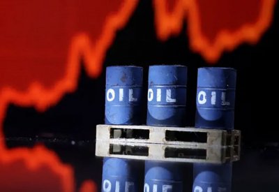 أسعار النفط تهبط أكثر من 6% في أسبوع مع "تفاقم" مخاوف الركود