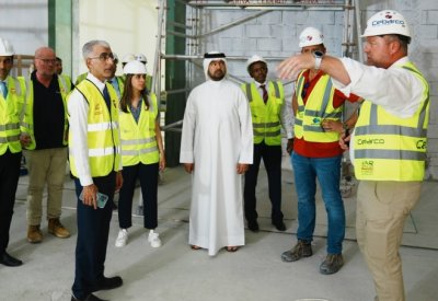 وزير الأشغال يتفقد مشروع مركز البحرين الدولي للمعارض والمؤتمرات بالصخير