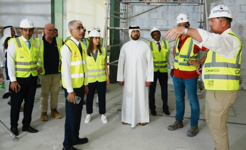 وزير الأشغال يتفقد مشروع مركز البحرين الدولي للمعارض والمؤتمرات بالصخير