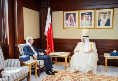 وزير الخارجية يستقبل سفير الجزائر