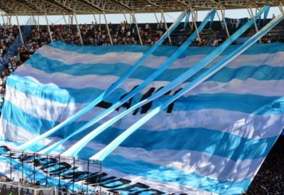 ريسينج كلوب يتغلب على لانوس ويصعد لصدارة الدوري الأرجنتيني