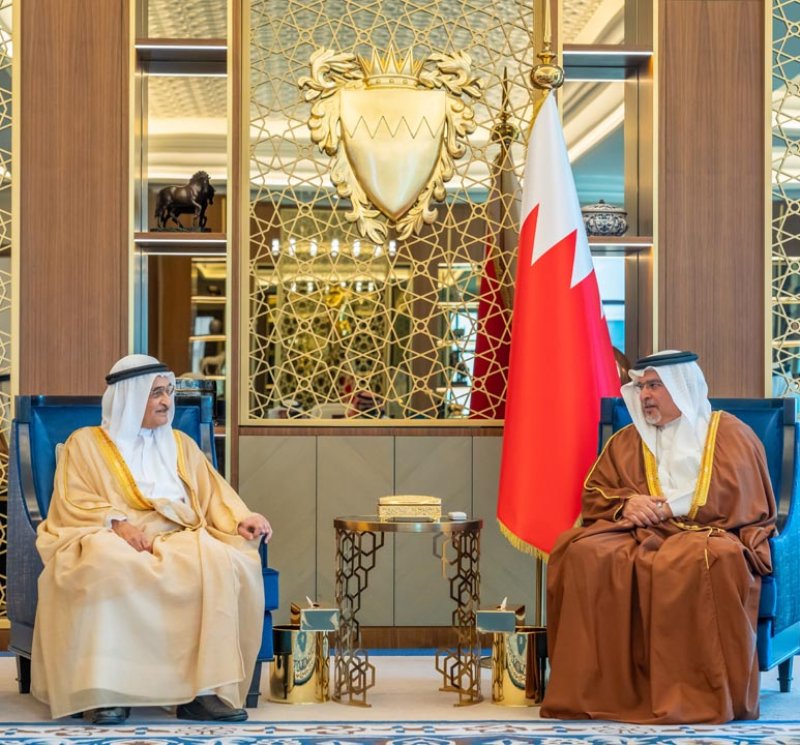 سمو ولي العهد رئيس مجلس الوزراء: مملكة البحرين تعتز بالإسهامات الوطنية لرجالاتها المخلصين عبر تاريخها الممتد لتبقى خالدةً في ذاكرة الأجيال ونبراسًا للمستقبل