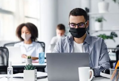طلبات التوظيف تتهافت على الشركات التي تعمل 4 أيام أسبوعياً