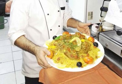 المقرات الانتخابية تنعش سوق “العيوش” و“البوفيه”