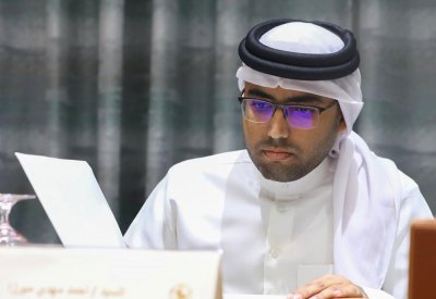 أحمد يُشارك في اجتماع اللجنة الإعلامية لخليجي 25