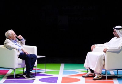 فرانك جيري يسلط الضوء على بناء المساحات التفاعلية بالقمة الثقافية 