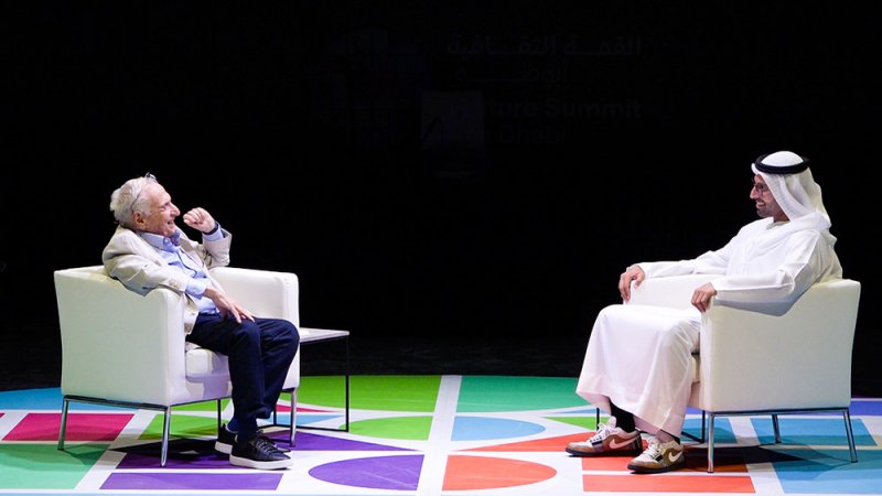 فرانك جيري يسلط الضوء على بناء المساحات التفاعلية بالقمة الثقافية 