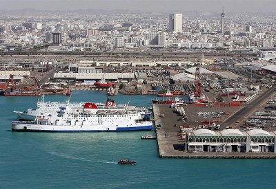 السعودية.. الصادرات غير البترولية ترتفع 17 بالمئة في أغسطس