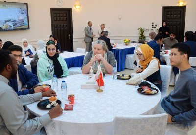 جامعة العلوم التطبيقية تنظم لقاءً تعريفياً لطلبة البرامج البريطانية مع المسؤولين من جامعة لندن ساوث بانك