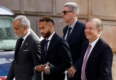 إسقاط تهم الاحتيال والفساد عن نيمار
