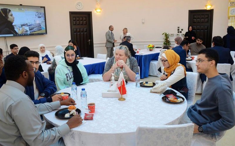 جامعة العلوم التطبيقية تنظم لقاءً تعريفياً لطلبة البرامج البريطانية مع المسؤولين من جامعة لندن ساوث بانك