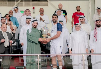 خالد بن حمد يحضر نهائي السوبر البحريني الإماراتي لكرة اليد