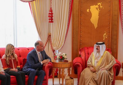 جلالة الملك المعظم يستقبل سمو رئيس اللجنة الأولمبية الأردنية