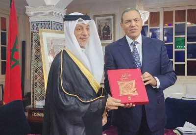 والي جهة العيون الساقية الحمراء عامل إقليم العيون بالمملكة المغربية يستقبل القنصل العام