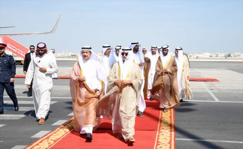 وزير التسامح والتعايش الإماراتي يصل إلى المنامة للمشاركة في ملتقى البحرين للحوار