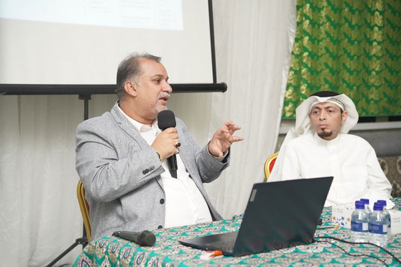 آل طوق والكاظم يقدمان ندوة عن "فقر الدم المنجلي.. تاريخ وتحديات"