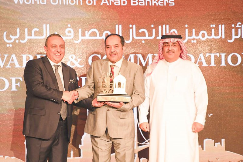 “البركة الإسلامي” يحصد جائزة “أفضل بنك بالعالم العربي للمسؤولية الاجتماعية للشركات”