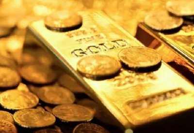 أسعار الذهب تحلق عاليا وسط آمال في إبطاء زيادات سعر الفائدة