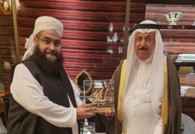 رئيس المجلس الأعلى للشئون الإسلامية يلتقي رئيس مجلس علماء باكستان
