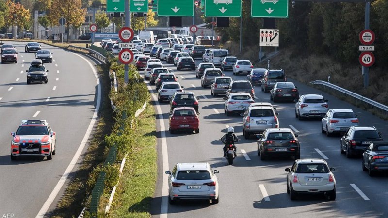حادثة أغرب من الخيال.. سيارة تدهس سائقتها 3 مرات