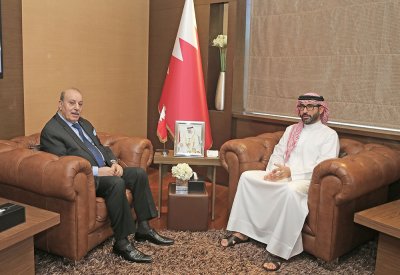 وزير شؤون الشباب والرياضة يلتقي بالسفير الفلسطيني