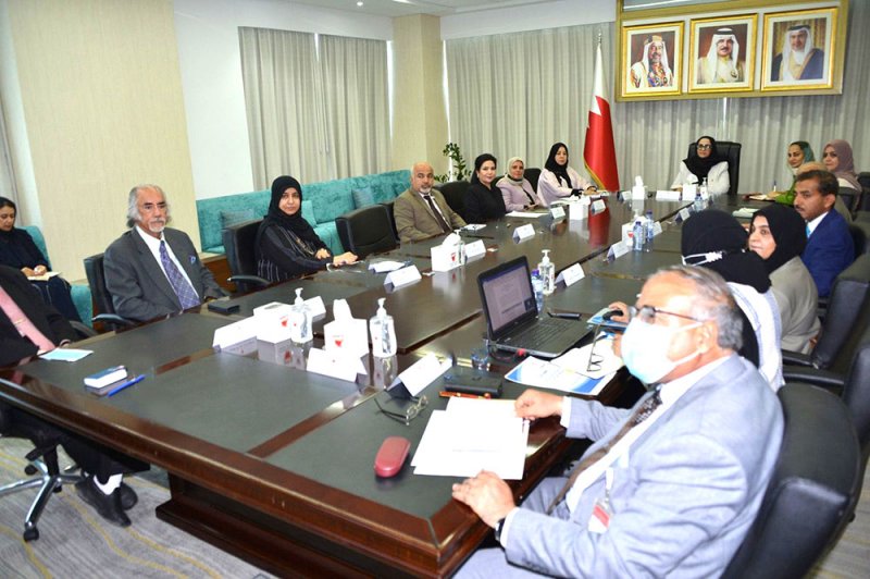 وزيرة الصحة تؤكّد على أهمية دعم البرامج والخطط الوقائية لحماية المجتمع من مخاطر الأمراض غير السارية ومضاعفاتها