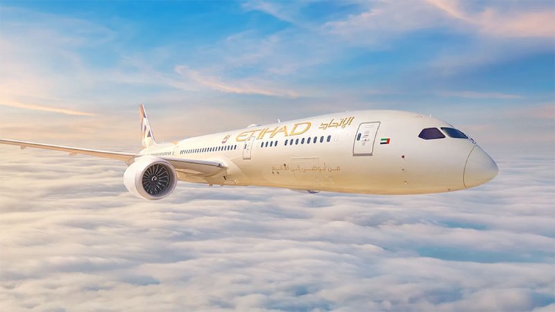 الإمارات تعتمد "الحياد الصفري" في الطيران.. ماذا يعني ذلك؟