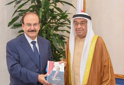 سمو الشيخ محمد بن مبارك آل خليفة يستقبل الدكتور عبد الحسين بن علي ميرزا