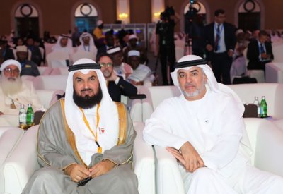 رئيس مجلس الأوقاف السنية يشارك في الملتقى التاسع لمنتدى أبوظبي للسلم