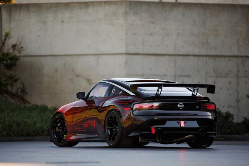 نيسان / نيسمو تكشف عن نيسان Z GT4 في معرض "سيما" SEMA  2022