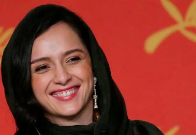 بصورة.. ممثلة إيرانية شهيرة تتحدى سلطات طهران