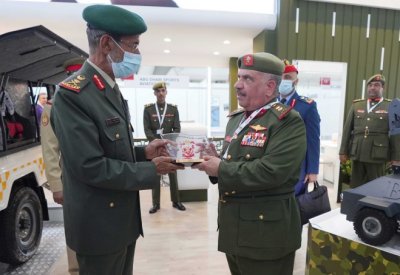 مدير أركان الحرس الوطني يستقبل رئيس أركان القوات المسلحة بدولة الإمارات العربية المتحدة