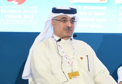 العسيري لـ "البلاد": إنجاز 30% من برمجة أول قمر صناعي بحريني بالكامل 