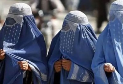 طالبان تمنع النساء من دخول المنتزهات..وأفغانيات "ارحمونا"
