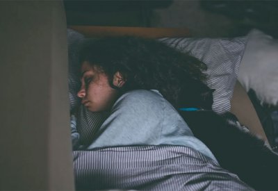 غير موعد نومك بسرعة.. فوائد لا تحصى للاستيقاظ مبكرا